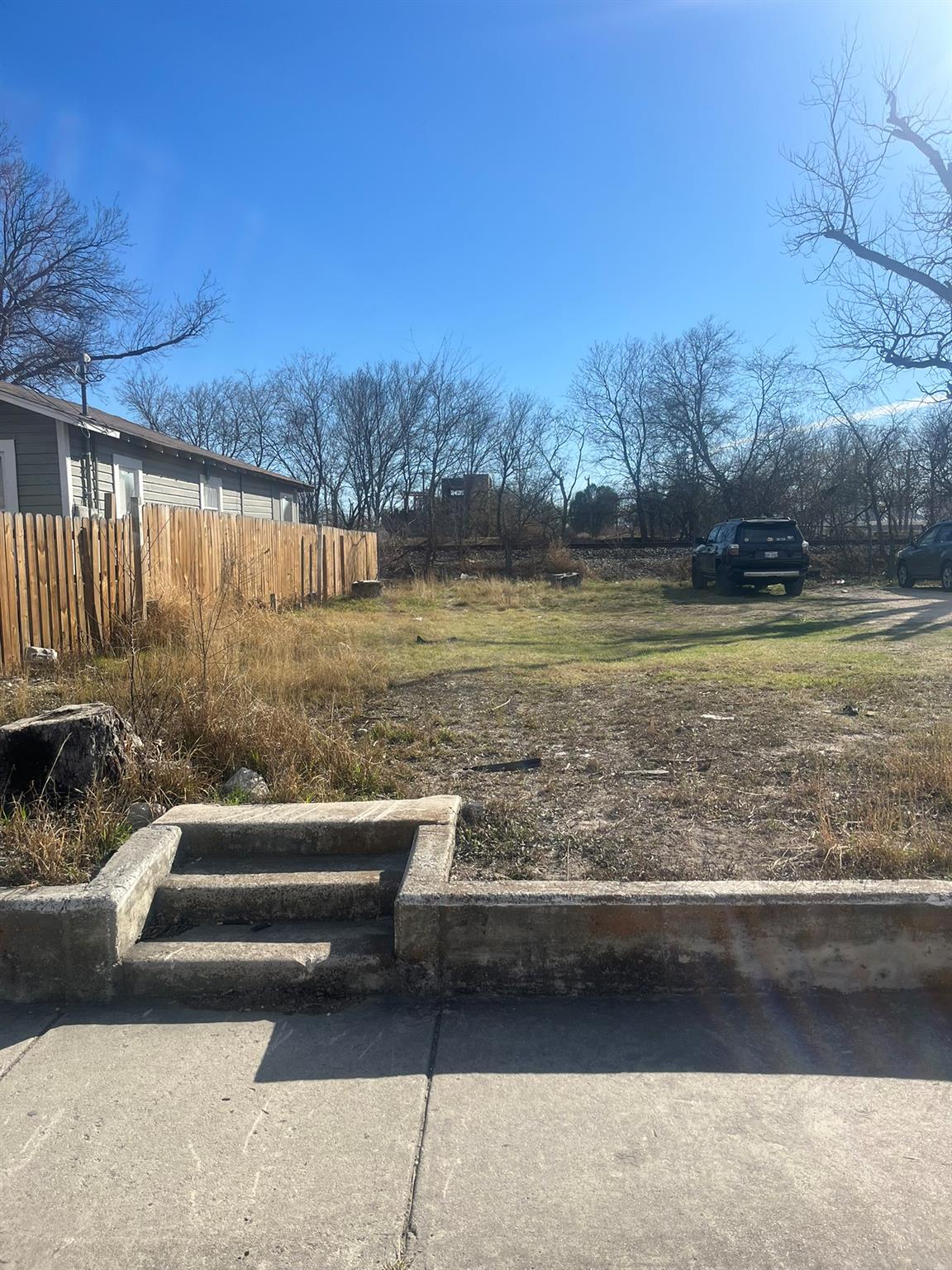Land in San Antonio 2