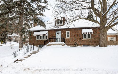 21 Orchard Crest Rd, York, ON, M6S4N2 | Card Image