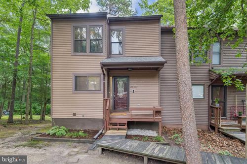 23317 Red Oak Ct, CALIFORNIA, MD, 20619-4070 | Card Image