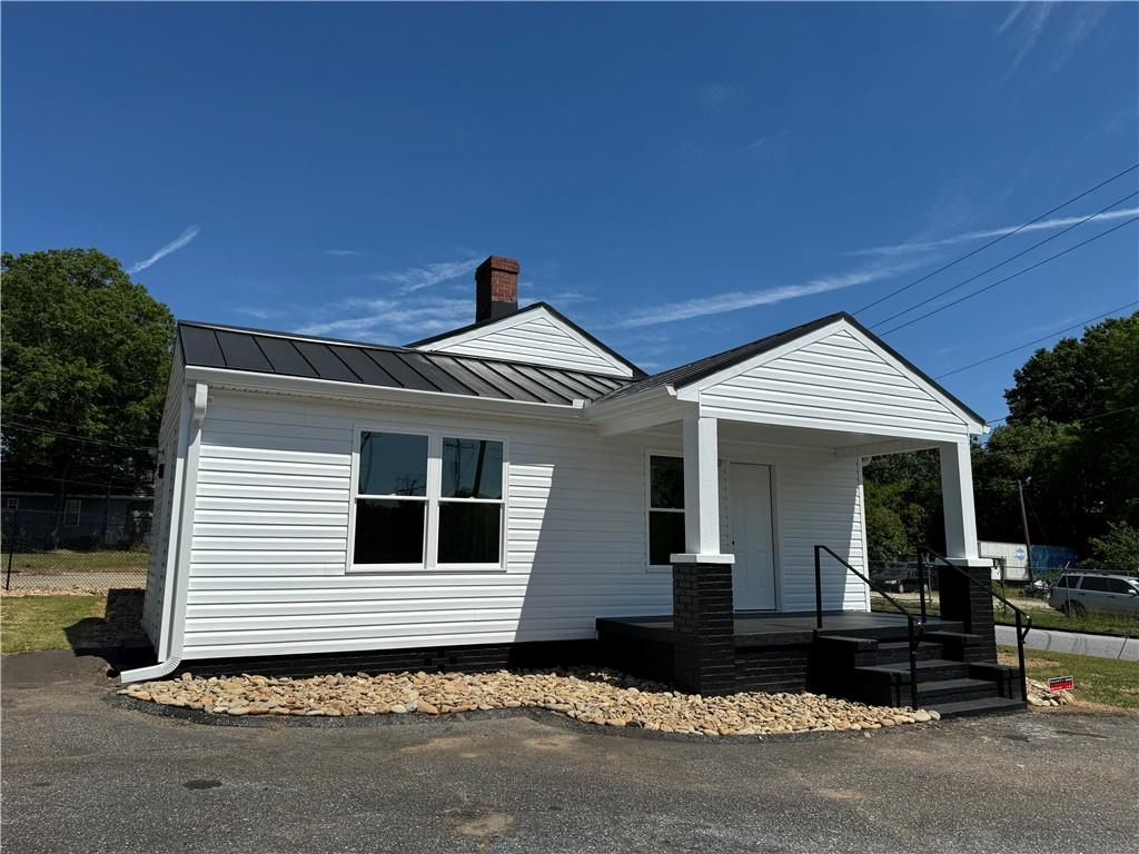 Murray Ave, Anderson, SC 29624