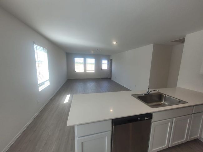 23612 Tiny Moons Way, House other with 3 bedrooms, 2 bathrooms and 4 parking in Elgin TX | Image 6