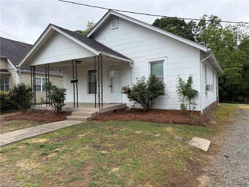 4008 Leo St, Winston Salem, NC, 27105-3621 | Card Image