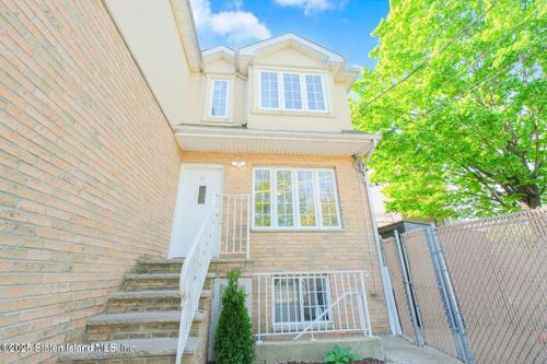 2-77 Wainwright Ave, Staten Island, NY, 10312-2063 | Card Image