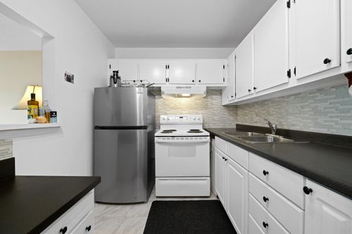 170 Canterbury H, West Palm Beach, FL, 33417-1372 | Card Image