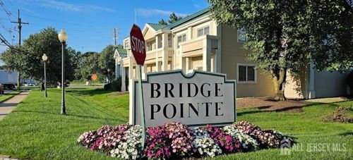 239 Bridge St, Metuchen, NJ, 08840-2292 | Card Image