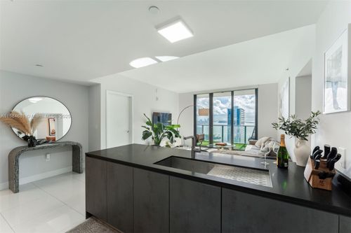 unit-3004-1010 Brickell Ave, Miami, FL, 33131-3776 | Card Image