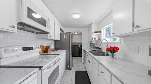 8-189 S 38th Ave, West Richland, WA, 99353-5015 | Card Image