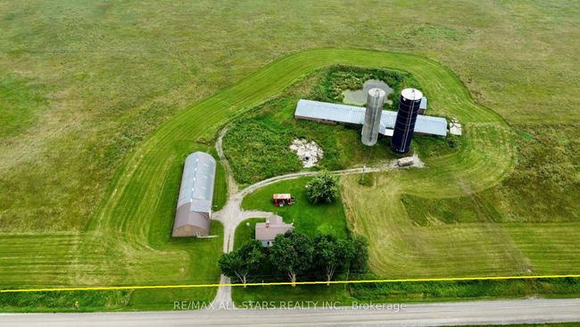 19751 Till Sideroad, Home with 3 bedrooms, 1 bathrooms and 12 parking in Seagrave ON | Image 6