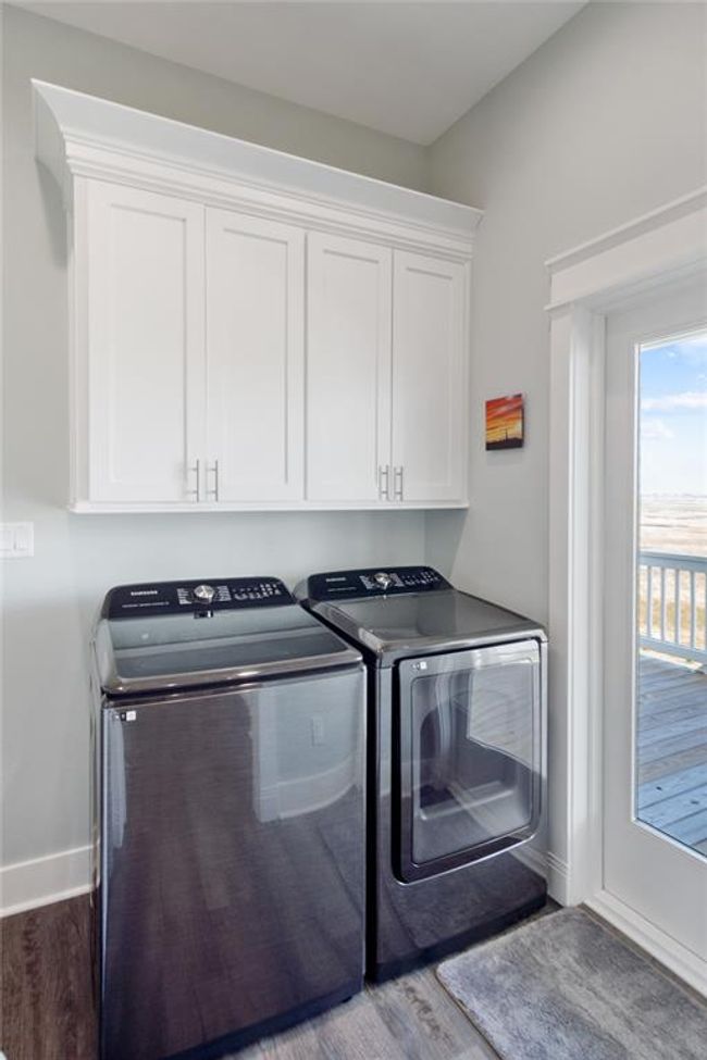 1301 Lagoon Dr, House other with 3 bedrooms, 2 bathrooms and 1 parking in Crystal Beach TX | Image 31