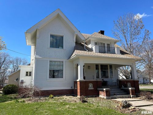 100 S Franklin St, Clayton, IL, 62324-1324 | Card Image