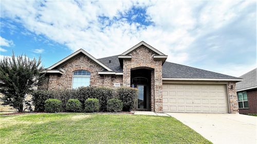 7012 Meadow Bend Dr, Arlington, TX, 76002-3380 | Card Image