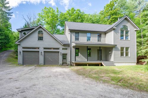 1577 River Rd, Weare, NH, 03281-4721 | Card Image
