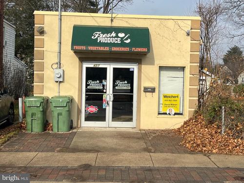 427 W Broad St, Palmyra, NJ, 08065-1442 | Card Image