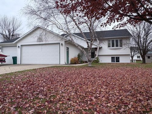 1415 Mendenhall Ave, Breckenridge, MN, 56520-1821 | Card Image