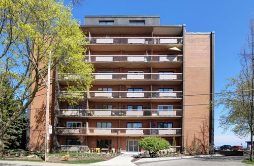 104-41 Lake Shore Dr, Etobicoke, ON, M8V1Z3 | Card Image