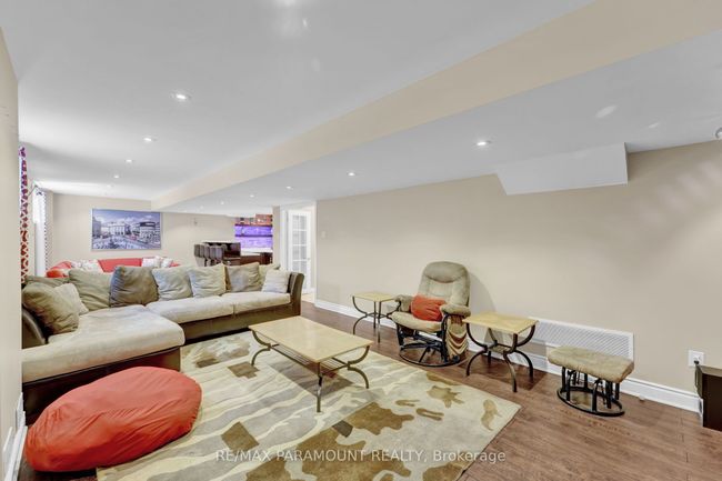 8 Eaglelanding Dr, House other with 5 bedrooms, 5 bathrooms and 2 parking in Brampton ON | Image 39