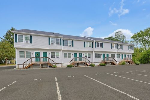 13-13 Dexter St, North Attleboro, MA, 02760-1730 | Card Image