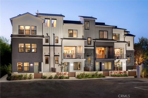 unit-117-19071 Main St, Huntington Beach, CA, 92648-6881 | Card Image