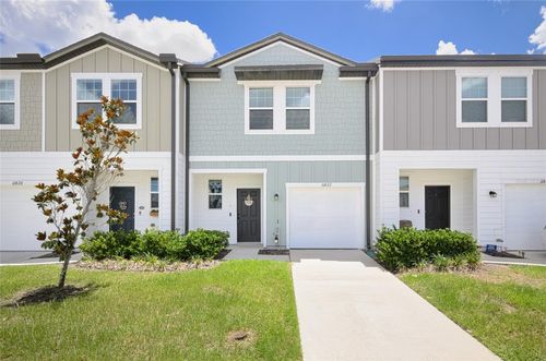 11822 Throttle Pl, GIBSONTON, FL, 33534-5578 | Card Image