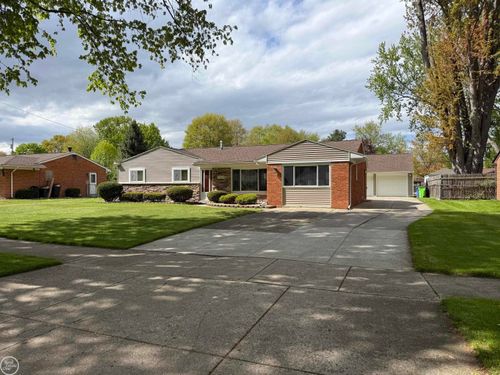 34639 Jerome Street, Chesterfield Township, MI, 48047 | Card Image