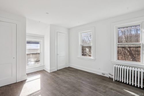 114 Spring St, South Salem, NY, 10590-1419 | Card Image