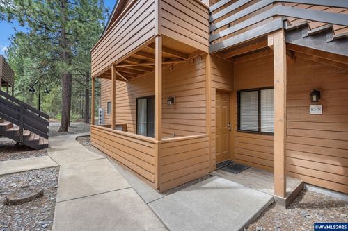 56856 Enterprise K8 Dr, Sunriver, OR, 97707 | Card Image