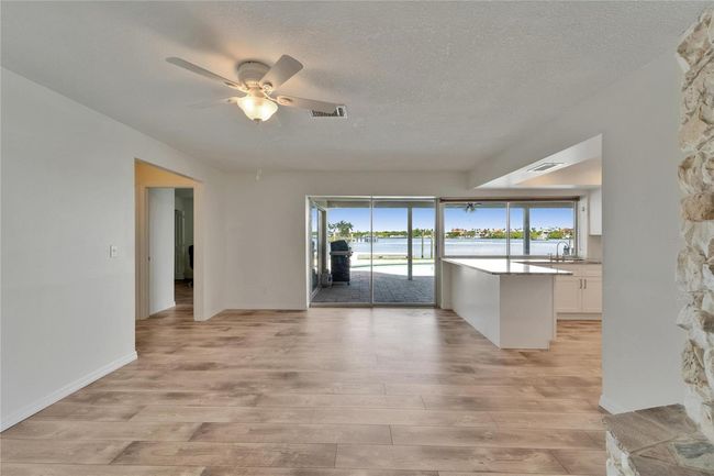 6334 Cocoa Ln, House other with 3 bedrooms, 2 bathrooms and null parking in APOLLO BEACH FL | Image 20