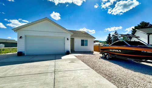 379 N Sunrise Dr, Garden City, UT, 84028-7840 | Card Image