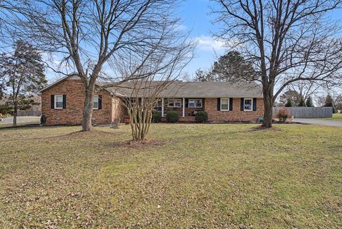 1404 Country Club Dr, Tullahoma, TN, 37388-4841 | Card Image