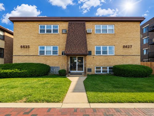 4-8627 Grand Ave, River Grove, IL, 60171-1370 | Card Image