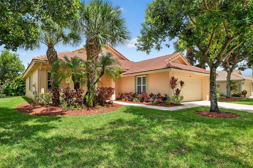 9141 Bay Harbour Cir, West Palm Beach, FL, 33411-5153 | Card Image