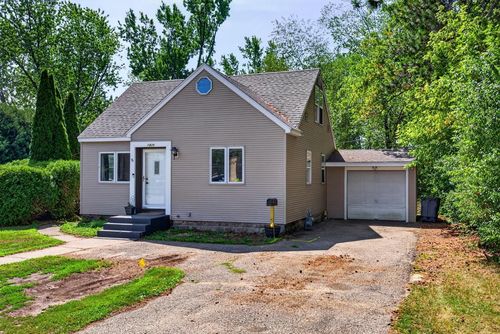 1820 Peach Street, WISCONSIN RAPIDS, WI, 54494 | Card Image