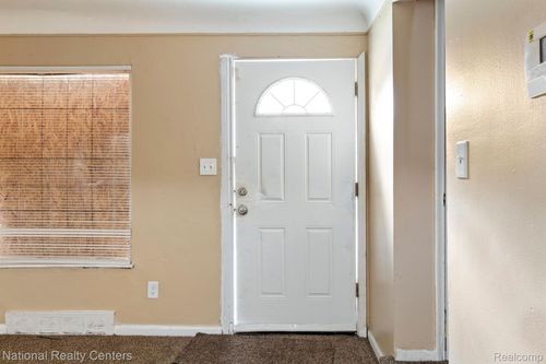 15391 Appoline St, Detroit, MI, 48227-4005 | Card Image