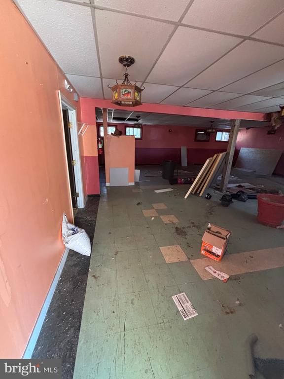 Commercial Lease in MT LAUREL