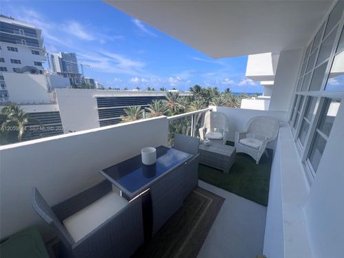 537-100 Lincoln Rd, Miami Beach, FL, 33139-2013 | Card Image