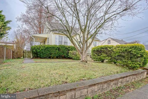 702 W Lincoln Ave, MAGNOLIA, NJ, 08049-1524 | Card Image