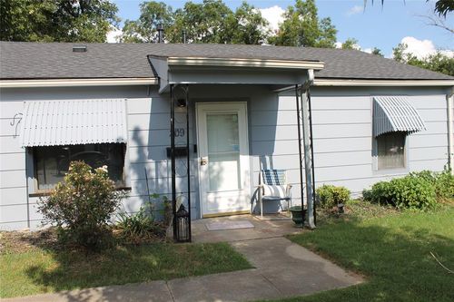 209 S Ruth Ave, Shawnee, OK, 74801-8047 | Card Image