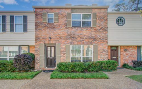 127-12646 Huntingwick Dr, Houston, TX, 77024-4883 | Card Image
