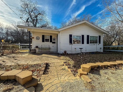 1489 7th St, Wilson, OK, 73463-1270 | Card Image