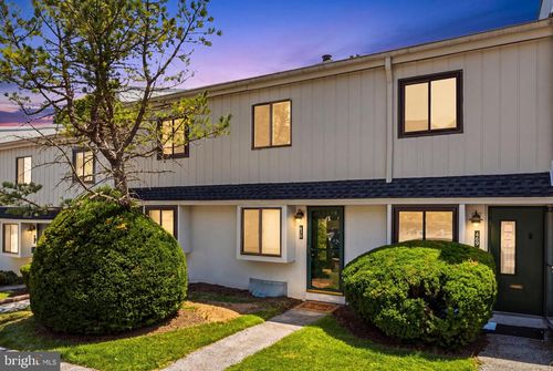 470 Summit House, WEST CHESTER, PA, 19382-6557 | Card Image