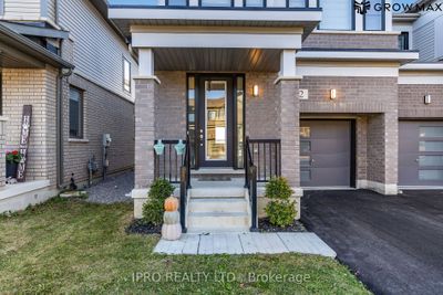 112 Freedom Cres, House attached with 3 bedrooms, 3 bathrooms and 3 parking in Mount Hope ON | Image 3