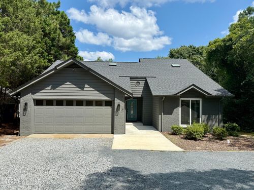 102 Firetree Ln, West End, NC, 27376 | Card Image