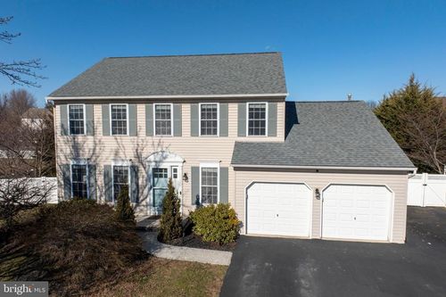 22 Horseshoe Dr, MORGANTOWN, PA, 19543-8831 | Card Image
