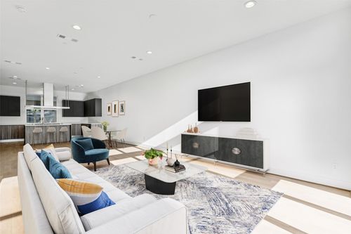 3040 Chimes St, Dallas, TX, 75219-1310 | Card Image