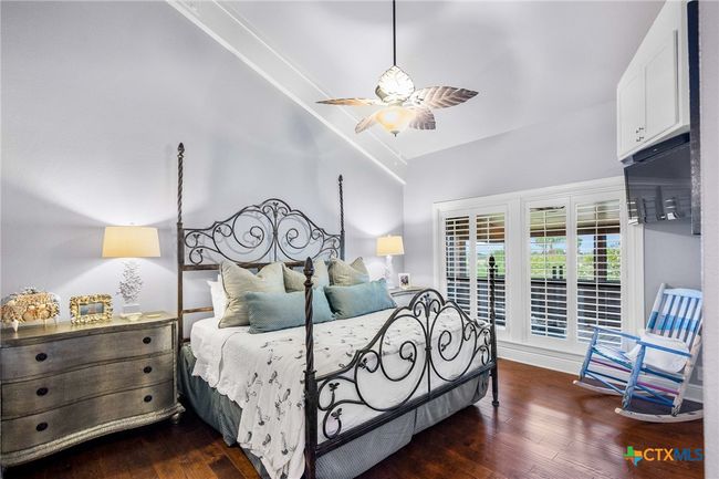 2133 W Maple St, House other with 4 bedrooms, 5 bathrooms and null parking in Port O Connor TX | Image 17
