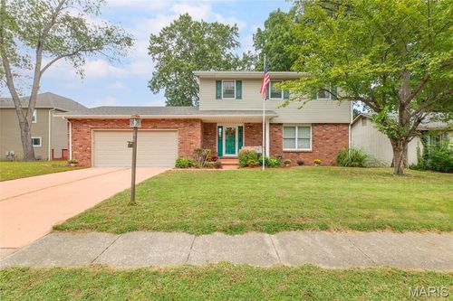 1902 Muny Vista Court, Alton, IL, 62002 | Card Image