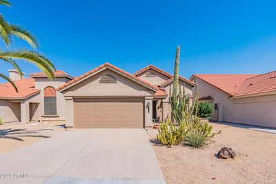 4176 E Cholla Canyon Drive, House other with 2 bedrooms, 2 bathrooms and null parking in Phoenix AZ | Image 1