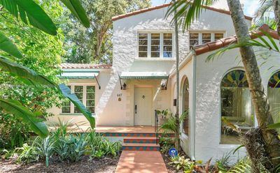 447 Alcazar Ave, House other with 4 bedrooms, 4 bathrooms and null parking in Coral Gables FL | Image 2