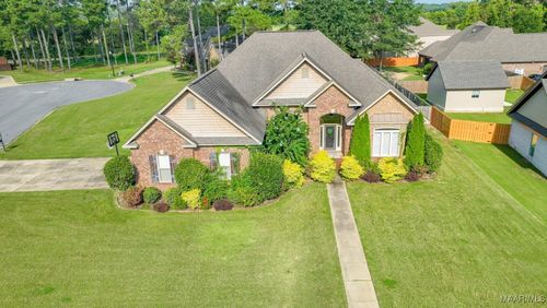 20 Green Laurel Cv, Elmore, AL, 36025-1148 | Card Image
