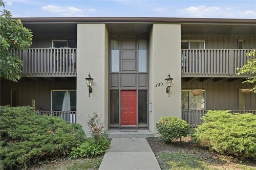 d-439 W 104th St, Kansas City, MO, 64114-4633 | Card Image
